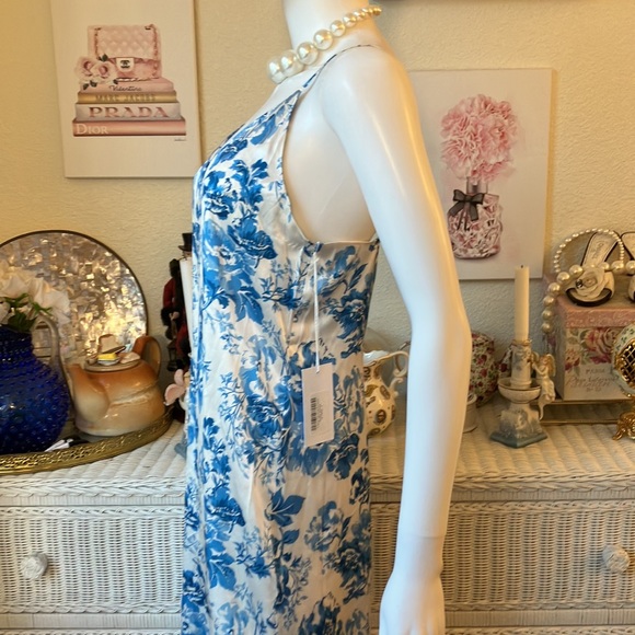 Reformation Sofia Floral 100% silk dress in Olympia print blue color Size 2 - Picture 6 of 12